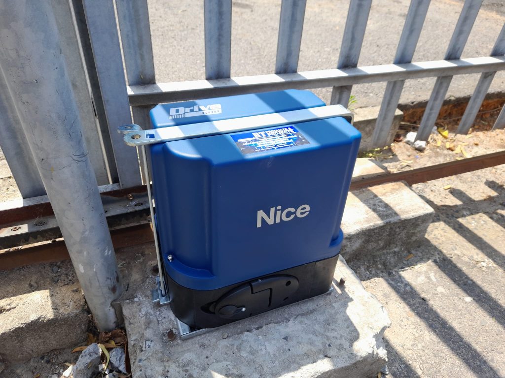 ET Nice gate motor installation by RT in Cape Town